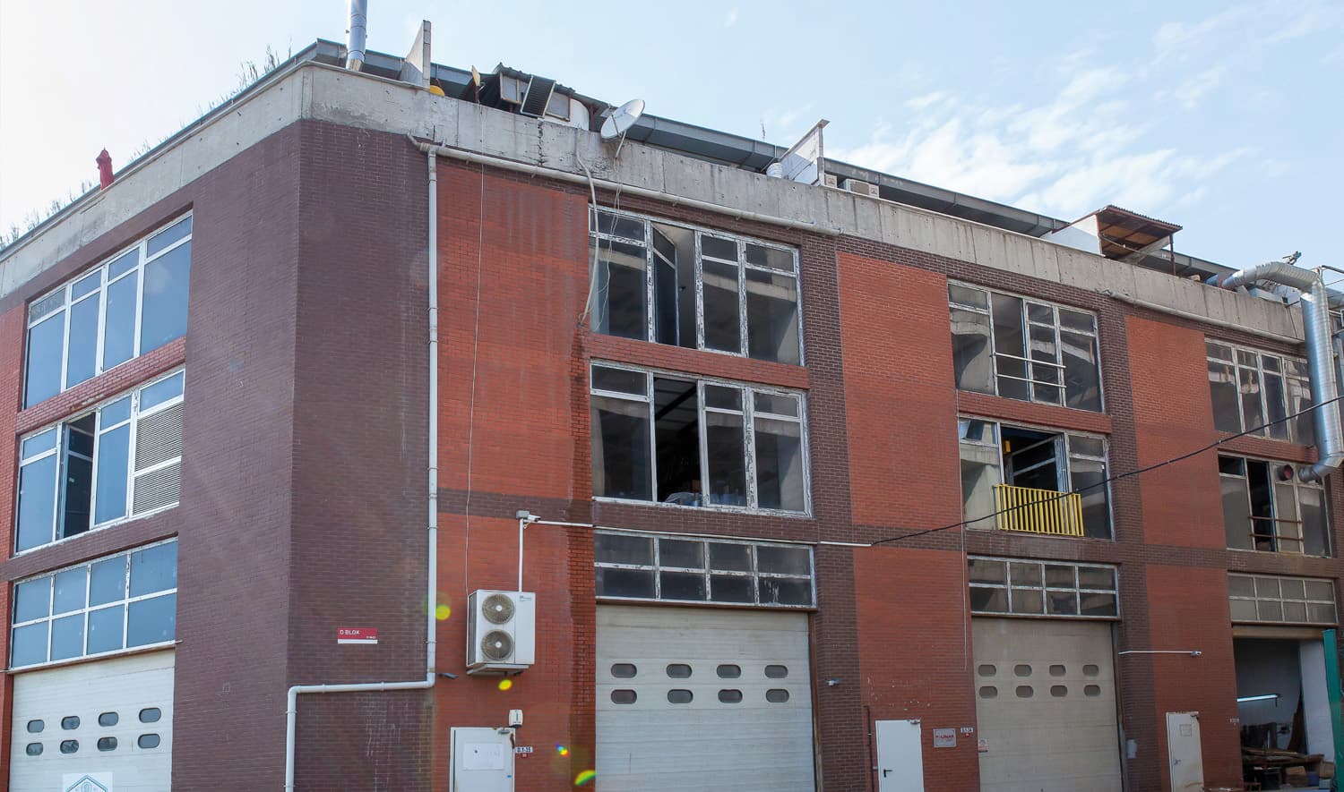 CNC Machining Center